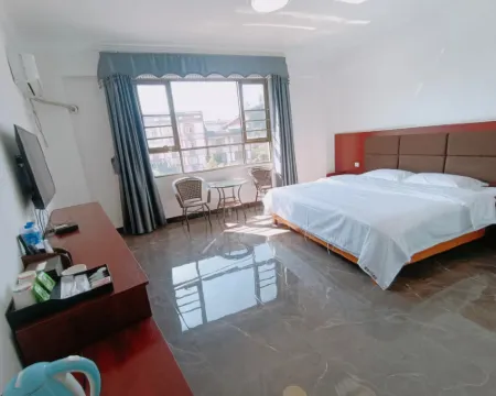 โรงแรมธีมจินหยุน หลี่ผู่ โรงแรมในหลี่ผู่