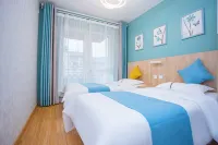 Qingshan Muxue Hotel (Vanke Songhua Lake Resort) Hotels in Jilin