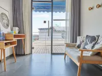 Xiamen Moutain and Sea View Homestay(Huandao Road Zengcuo"an Branch)) Hotels near Zengcuoan