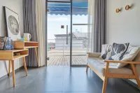 Xiamen Moutain and Sea View Homestay(Huandao Road Zengcuo"an Branch))