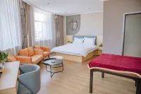 Huayi Select Hotel (Fengzhen Jingding Manor)