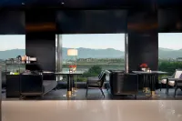 Yuefeng Jiajing Hotel