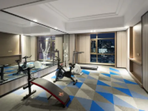 Victoria International Hotel ViCTORIAINTERNATIONALHOTEL (Maoming Dianbai Xinhu 2nd Road) Ξενοδοχεία στην πόλη Μαοίνγκ