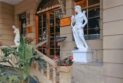 Sana Holiday Hotel Hotels near Dayi Railway Station