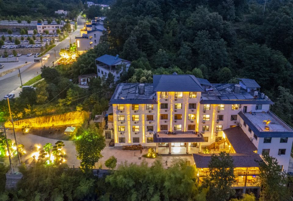hotel overview picture