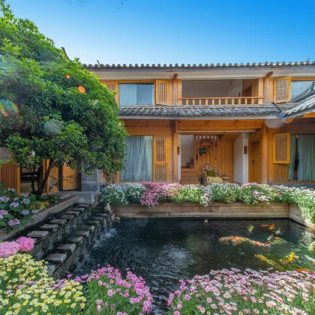 YinYue·Sifu Designer Scenic Inn (Lijiang Flagship Store) Отели рядом с достопримечательностью «Улица Сыфан»