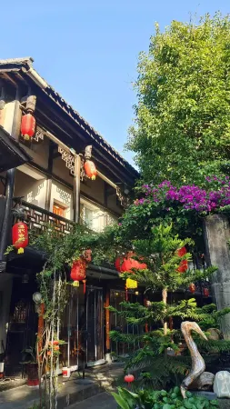 Guangyuan Jieguanting Chinese Inn Отели рядом с достопримечательностью «Zhaohua Ancient City»