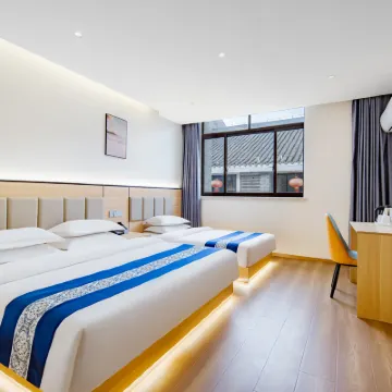 Yi'ai Hotel Hotels near He Garden