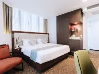 Santa Grand Hotel East Coast - a NuVe Group Collection Hotels near Katong