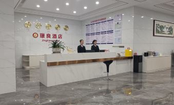 Changting Jingliang Hotel