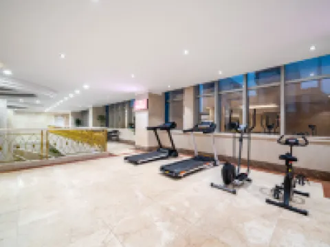 江門天悦酒店（新會世紀商業街岡州廣場店）