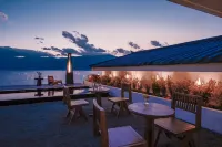 Dali Ancient and Beautiful Seaview Jumu Hotel (Bohai Shuanglang Branch) Hotels near Shuanglang Ancient Town Center