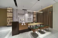 Yeste Hotel (Jingmen Railway Station Zhongtian Street)