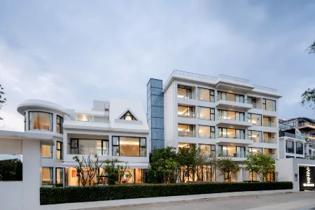 Tinghai Yuejingju Sea View Resort Hotel (Jiaochangwei, Shenzhen) Отели рядом с достопримечательностью «Dapeng Ancient City»