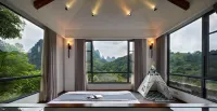 Yangshuo Li river resort - ที่มีบาร์
