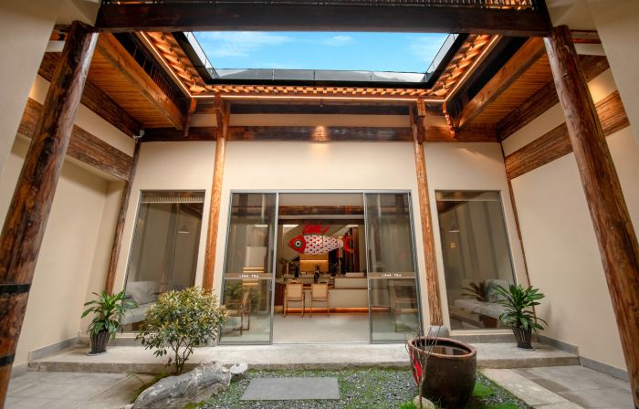 Xinan Hermitage Ancient House Hotel