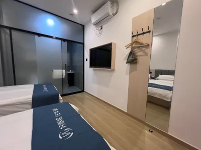 Home Inn Huayi Hotel (Beijing Wukesong Yuquan Road Branch) Hotel a Pechino