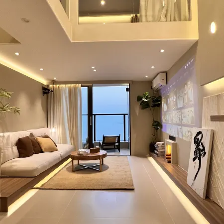 Xiyue Designer Scenic Apartment (Zhanjiang Jinshawan Beach)