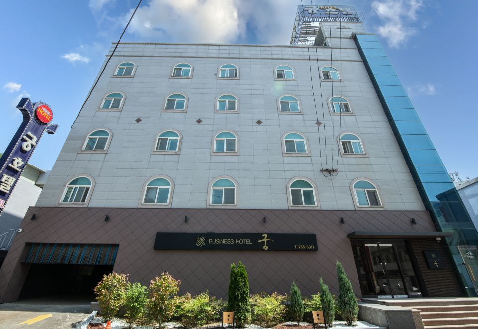 Gung Hotel 호텔 후기, 예약 전주 호텔 추천 | 트립닷컴