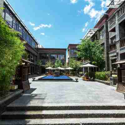 香格里拉•桑珠Staycation珠康奢居(獨克宗古城大佛寺轉經筒) Hotel Exterior