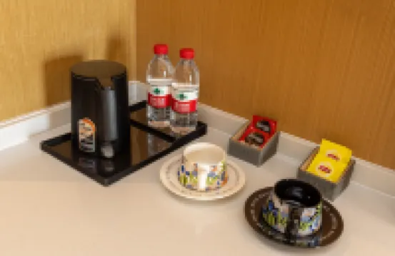 Xiruidu Hotel (Beijing Huiqin Shopping Center Songjiazhuang Subway Station) Hotels near Shimin Park