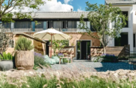 Mooncreek hotel