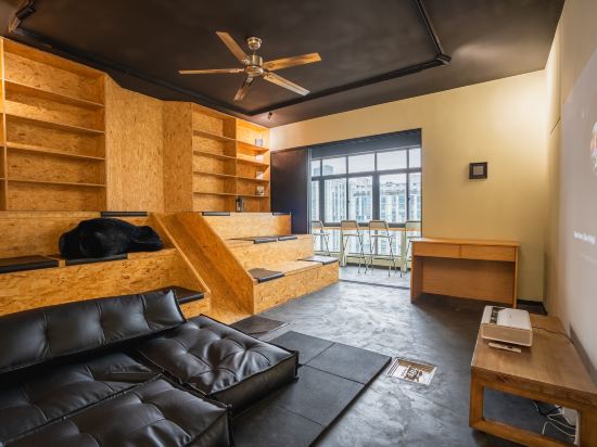 Oli International Hostel