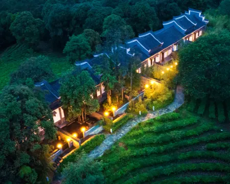 Yuncha Mountain Villa Hotels in Eshan