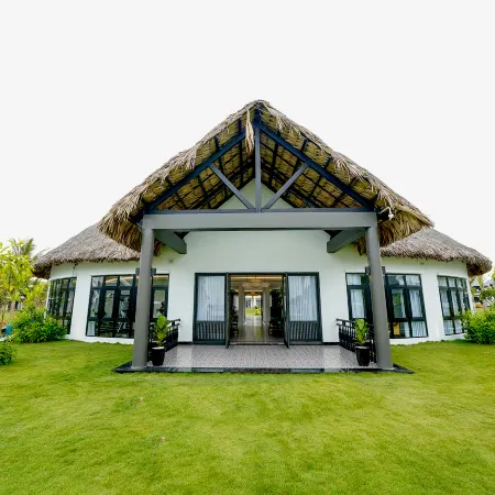 Bliss Hoi An Beach Resort & Wellness