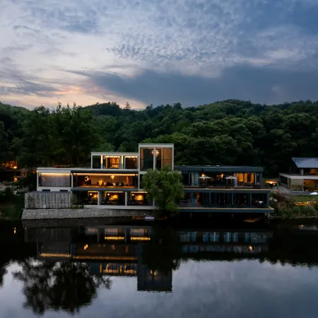 Bailuzhou Homestay