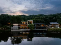 Bailuzhou Homestay Hotel a Xinyang