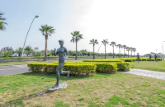 Xiamen Yunji Seaview Resort Apartment (Baolong Yicheng Lingdu Metro Station Store)