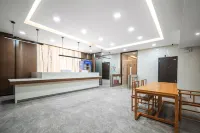 Moyuan Heyue Hotel (Luohe Convention and Exhibition Center)