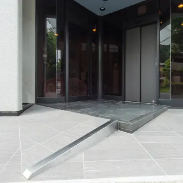Hotel Arashiyama Отели рядом с достопримечательностью «Тэнрю-дзи»