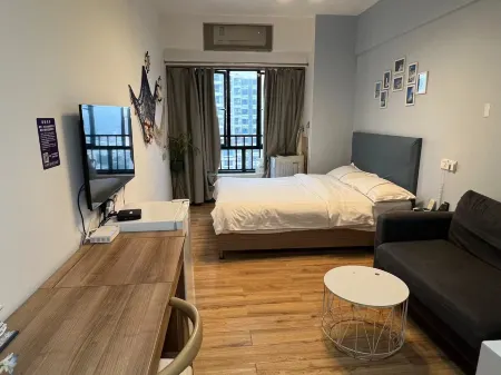 Yunjian theme apartment Отели рядом с достопримечательностью «Fuyuan Youye»
