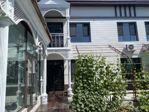 Khorgas Jinbian Jiayuan Homestay