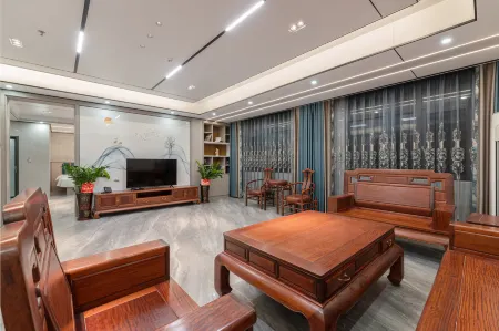 jiyujiudian Отели рядом с достопримечательностью «Chen Mansion»