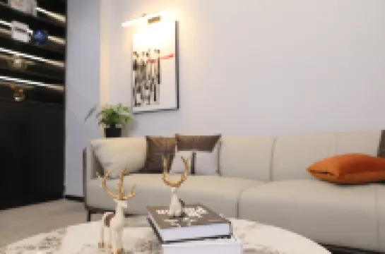 Yixin Design Hotel (Guangchang Bus Station)