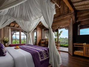 Pramana Watu Kurung Resort