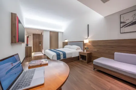 Wanyue Liting Hotel (Guangxi People's Hospital Nanhu Park Branch) Отели в г. Наньнин