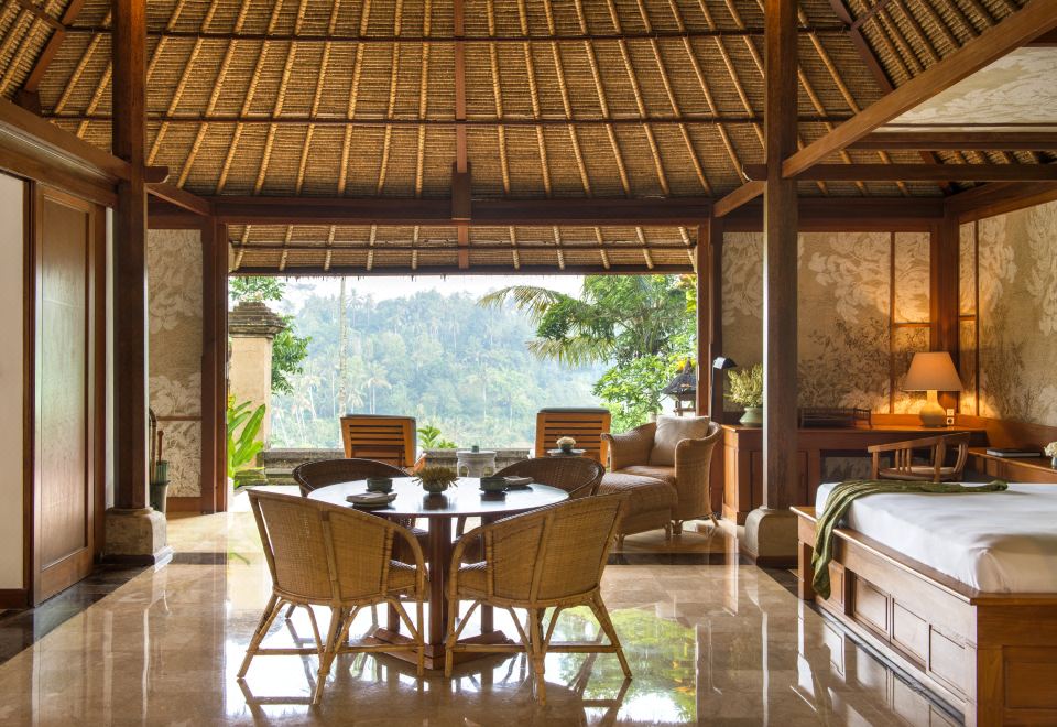 1. 아만다리 발리..