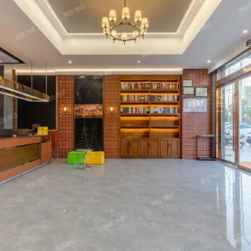 Victoria Hotel (Wangjiang Passenger Transport Center Leiyang Road)