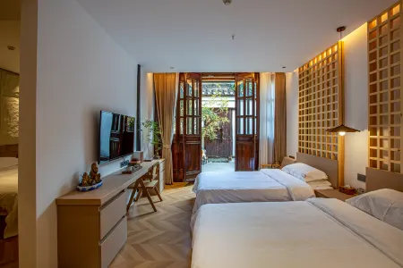 Xiaoshanlou International Youth Hostel Отели рядом с достопримечательностью «the First Spring Under Heaven»