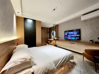 Junkai Hotel (Baotou Aoyu New City Airport Branch)