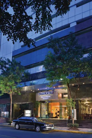Somerset Millennium Makati Отели рядом с достопримечательностью «Almacenes Curtain Wall»