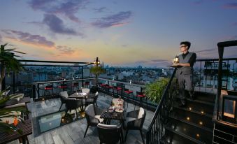 HOTEL du LAC Hanoi