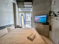 40Inn Backpackers Warehouse