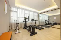 Vienna Hotel (Zhenfeng Branch) - نادي رياضي