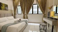 Youth City Niai KLIA Fully Aircon Cozy Suite Hotels in 