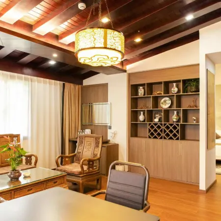 Luxi Qixi Bieyuan Homestay (Alu Ancient Cave Branch)